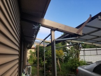 20190811_テラス屋根波板破損